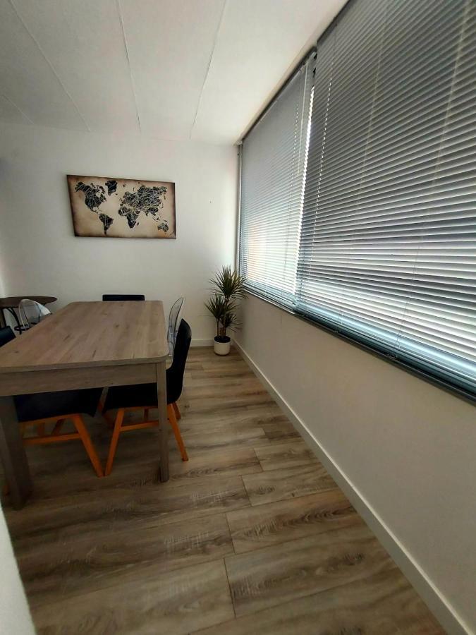 Appartement T3 Plein Centre Ville Le Lavandou Εξωτερικό φωτογραφία